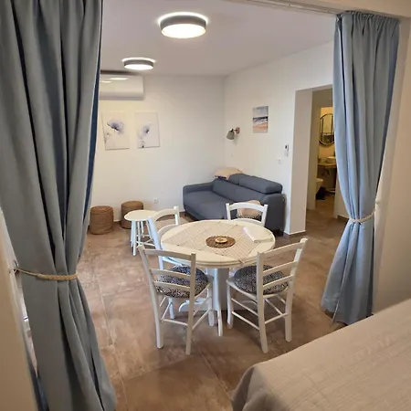 Apartment Ante